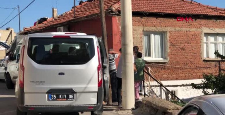 96 YAŞINDAKİ ANNESİNİ, BAŞINA TAŞLA VURARAK ÖLDÜRDÜ