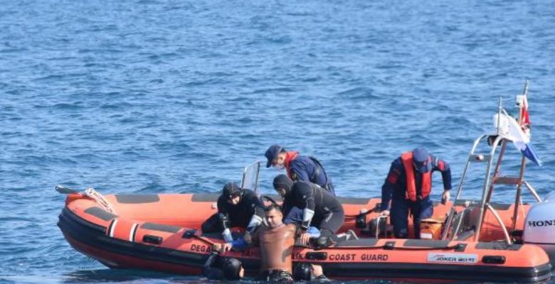 Yalnızca hayat kurtarmıyor, deniz tabanlarını de temizliyorlar