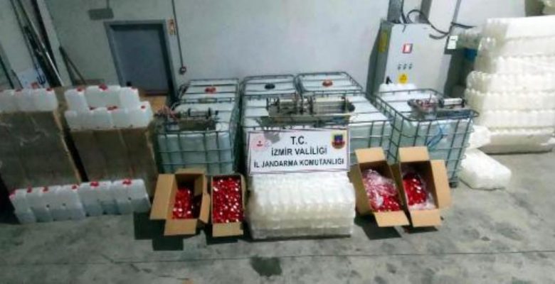 22 bin 150 litre etil alkol ile bandrolsüz 13 bin 693 şişe şarap ele geçirildi