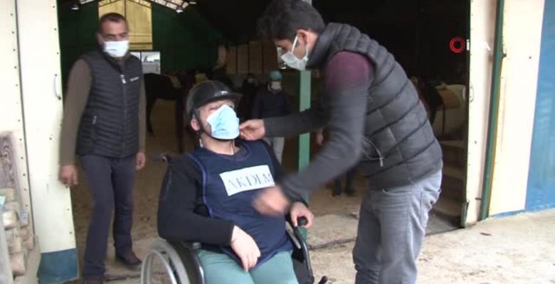 Beykoz’da atlı terapi ile engelli çocuklar şifa buluyor