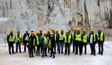 Doğal taş madencileri iş sıhhati ve güvenliği tedbirlerini İtalya’da yerinde inceledi
