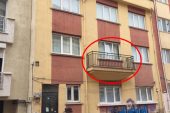 Görenler şaşkınlığını gizleyemiyor! Balkonu yapıp kapıyı unuttular