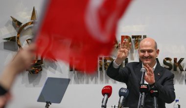 İçişleri Bakanı Soylu, İzmir’de AK Parti’lilerle buluştu (1) Açıklaması