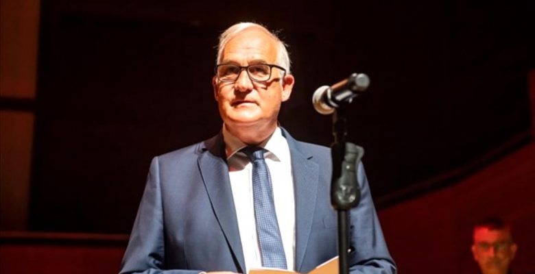 “İzmir, dünya kenti kimliğine kültür sanat alanında da ulaşacak”