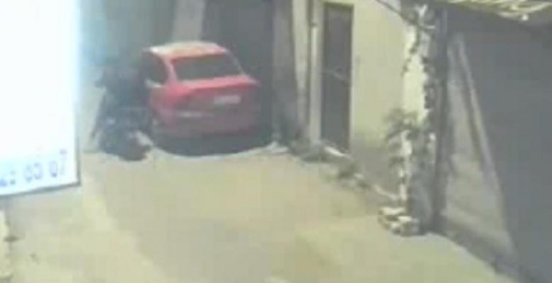 İzmir’de bir gecede 37 aracın lastikleri kesildi