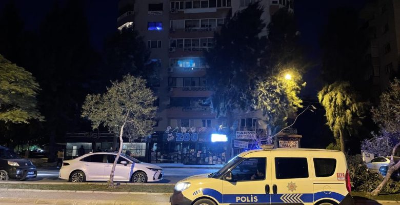 İzmir’de silahlı hücuma uğrayan kişi öldü