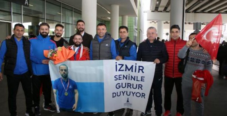 İzmir’in güreşteki gururuna özel karşılama