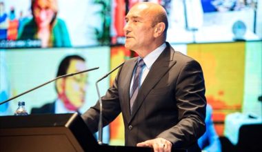 Lider Soyer 2021 Dünya Belediyeler Birliği Kurulu için Barselona’ya gidiyor