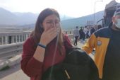Lise öğrencilerini taşıyan otobüs kamyona çarptı: 24 yaralı