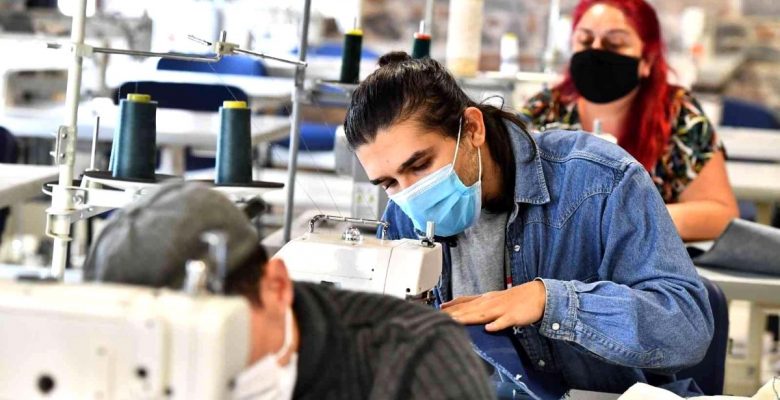 Meslek Fabrikası’nda 75 branşta kurs veriliyor