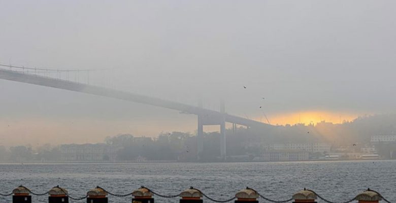 Meteoroloji tarih verip uyardı! Ağır sis İstanbul’u esir almaya devam edecek