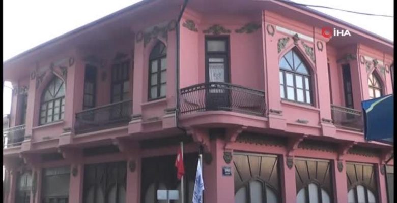 Necip Fazıl Kısakürek “Otel Odaları” şiirini bu odada yazdı