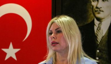 Prof. Dr. Özkan: Aşıyla serviste yatan hasta sayısı 6’da 1’e düştü