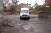 Sıhhat çalışanları kapı kapı dolaşarak aşı çalışmalarını sürdürüyor