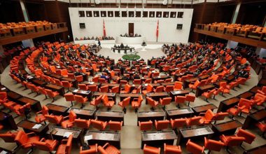 Son Dakika: Çocuk teslimini sil baştan düzenleyen 5. Yargı Paketi, Meclis’te kabul edilerek maddeleşti