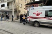 Son dakika haber: Polisi bıçaklayan saldırgan ayağından vurularak yakalandı