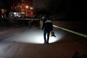 Son dakika… İzmir’de sokak ortasında silahla vurulan kişi öldü