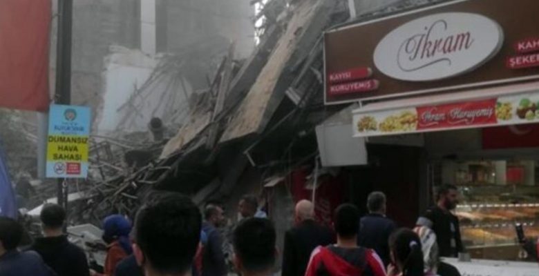 Son Dakika: Malatya’da tadilat yapılan bina! Enkaz altında kalanlar var