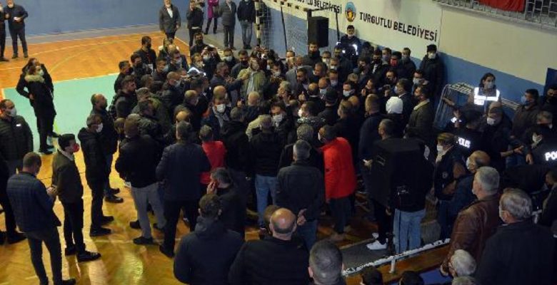 Turgutluspor’da kongre ertelendi