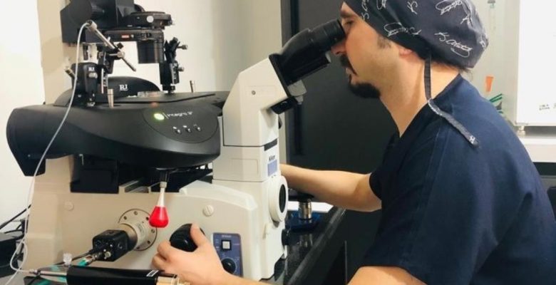 Uzmanlardan genç erkeklere ikaz: Kafein, sperm hücrelerinin hareketlerini bozuyor