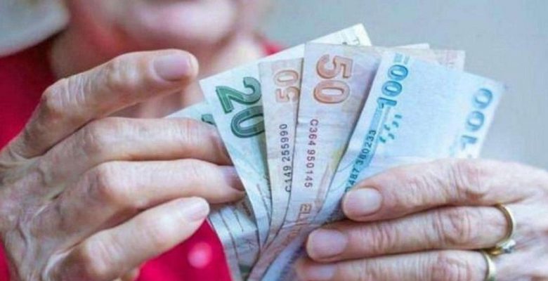 2022 Emekliye yılbaşı ikramiyesi verilecek mi? 2022 yılbaşı emekli ikramiyesi var mı, ne kadar?