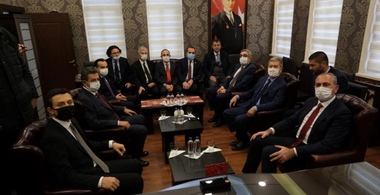 Bakan Gül ve Bakan Özer 17 kentte 18 adalet mesleksel eğitim merkezinin açılışını yaptı