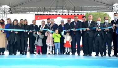 Binali Yıldırım, anaokulu açtı, engellilere müjde verdi