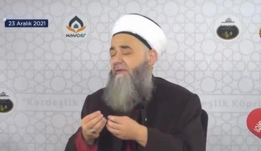 Cübbeli Ahmet Hoca’dan merak edilen soruya cevap: Kur Muhafazalı TL Vadeli Mevduat hesabı caiz midir?