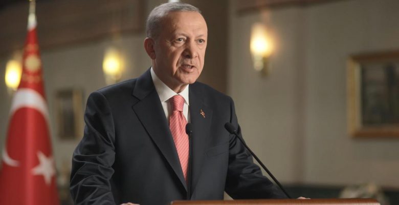 Cumhurbaşkanı Erdoğan’dan toplumsal medya çıkışı: Demokrasi için ana tehdit kaynaklarından birine dönüştü