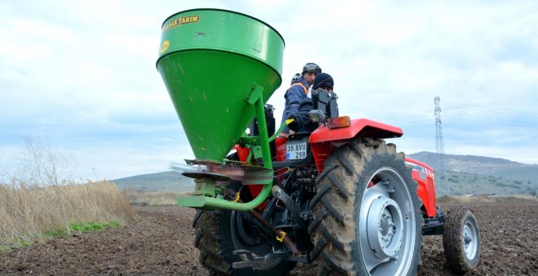 Damızlık Koyun Üretim Merkezi İçin Yem Bitkisi Ekildi
