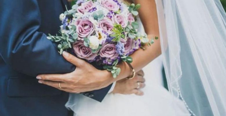 Düğün gecesi konutlarına giden taze çift hengameye tutuştu! Karısından dayak yiyen adam soluğu savcılıkta aldı