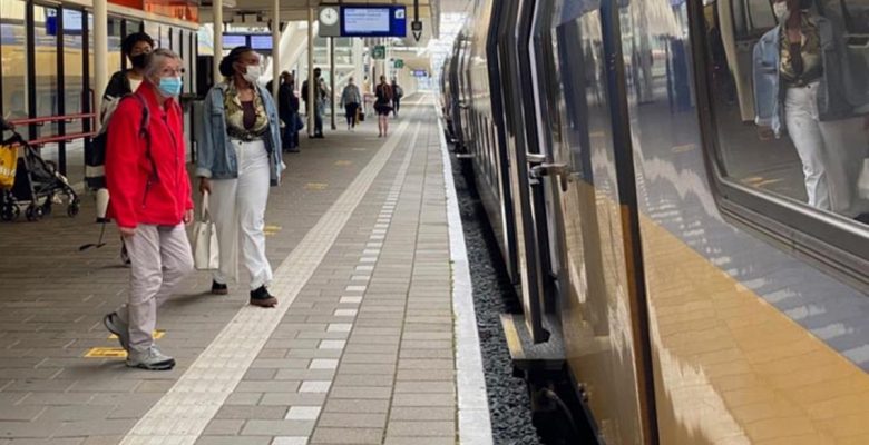 Hollanda yılbaşı öncesi kapanmaya gitti! Meskene alınacak konuklara de sınırlama getirildi