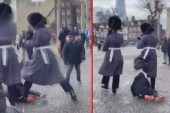 İngiltere bu olayı konuşuyor! Muhafız önüne çıkan çocuğu ezip bu türlü geçti