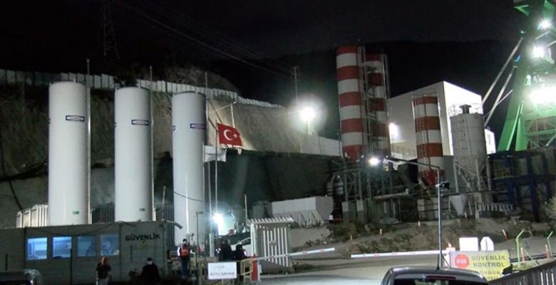 İzmir’de maden ocağında patlama sonrası kısmi göçük: 45 emekçi yaralandı