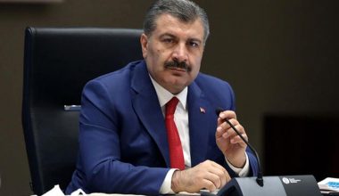 Omicron: Türkiye’de hatırlatma dozu için bekleme müddeti 3 aya indirildi