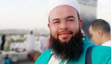 “Sana eşcinsel cinler musallat olmuş” kelamlarıyla bir genci istismar eden “hoca” tutuklanarak cezaevine gönderildi