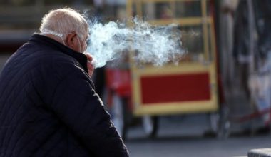 Tiryakiler dikkat! Yılbaşında hem sigaraya hem alkole iki artırım birden geliyor