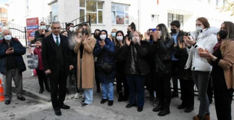 Velilerden darp tezinde bulunulan öğretmene takviye açıklaması